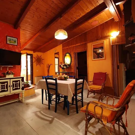 Casa Del Pino * Porto Pino